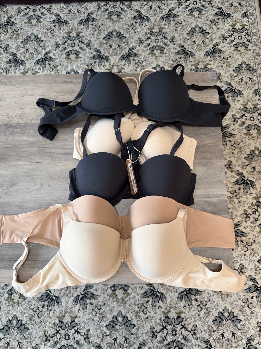 Skims Bra Bundle 36D
